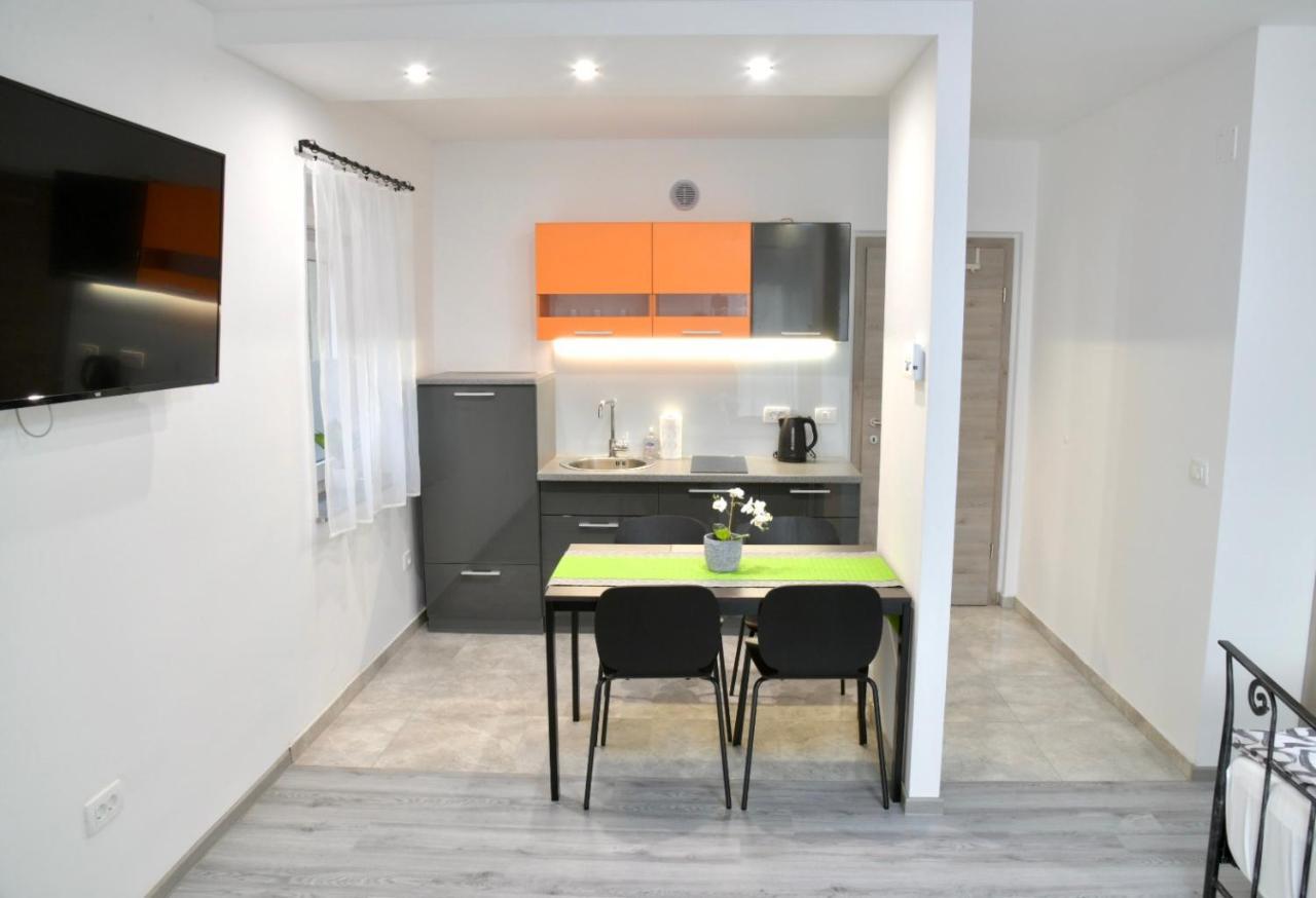 Stara Jezica Apartments With Wifi Ljubljana Kültér fotó